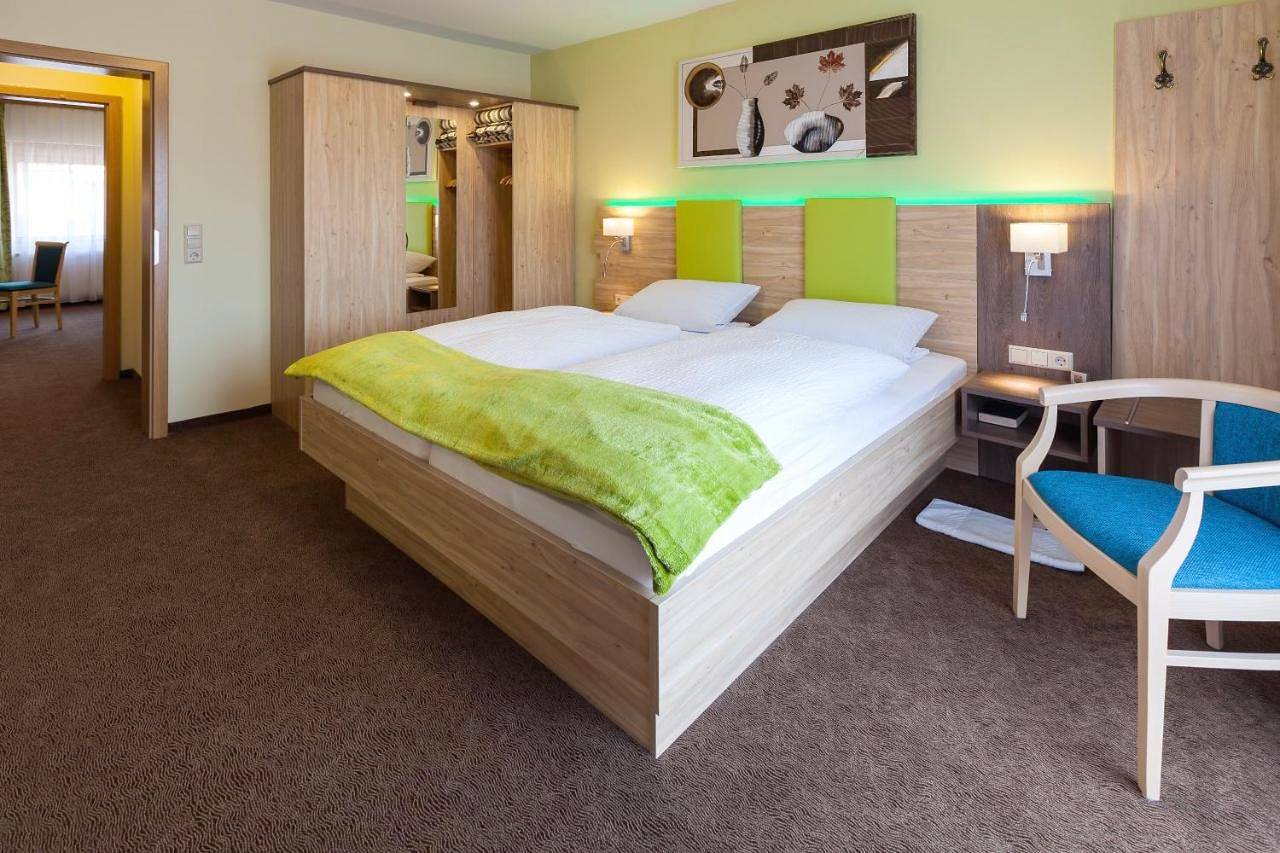 Budget Double Room in Seewald, Nordschwarzwald