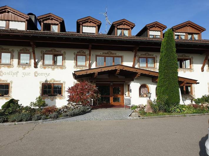 Hotel für 2 Personen, mit Balkon und Terrasse sowie Sauna und Ausblick in Maierhöfen