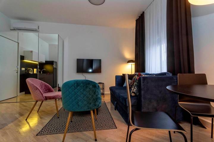 Ferienwohnung für 4 Personen, mit Garten und Ausblick in Belgrad - 3