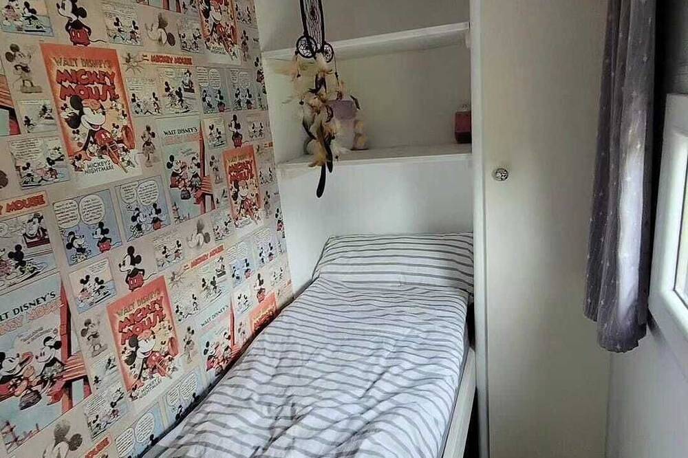 Urlaub mit Campingflair, Komfort und Ponies in Ihlow, Nordseeküste