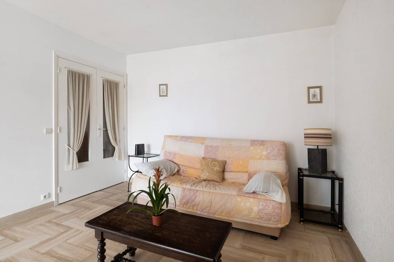 Studio entier, Studio « Jardins De Minelle » avec piscine partagée, terrasse privée et Wi-Fi in Mandelieu-la-Napoule, Massif de l'Esterel