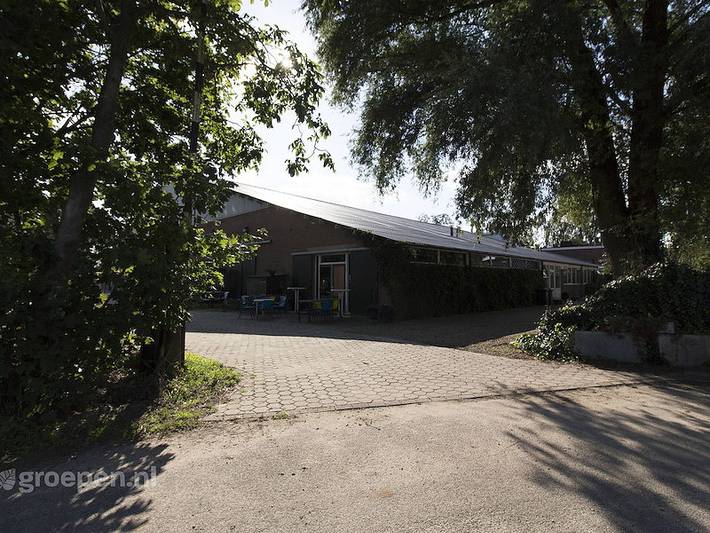 Ferienhaus für 50 Personen, mit Terrasse und Balkon/Terrasse