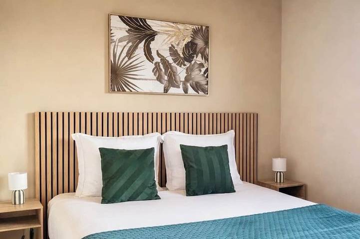 Location de vacances pour 11 personnes, avec jacuzzi et jardin à Ambarès-et-Lagrave - 2