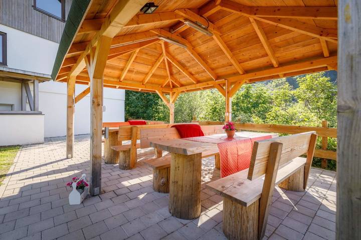 Ferienhaus für 20 Personen, mit Garten und Sauna sowie Terrasse und Whirlpool, mit Haustier in Suedlicher Schwarzwald - 4