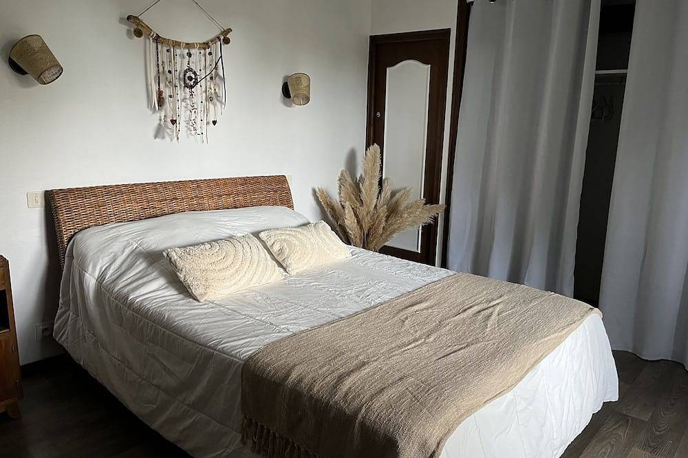 A fully air-conditioned, comfortable Landes-style house between the lake and the ocean in Gastes, Côte d’Argent