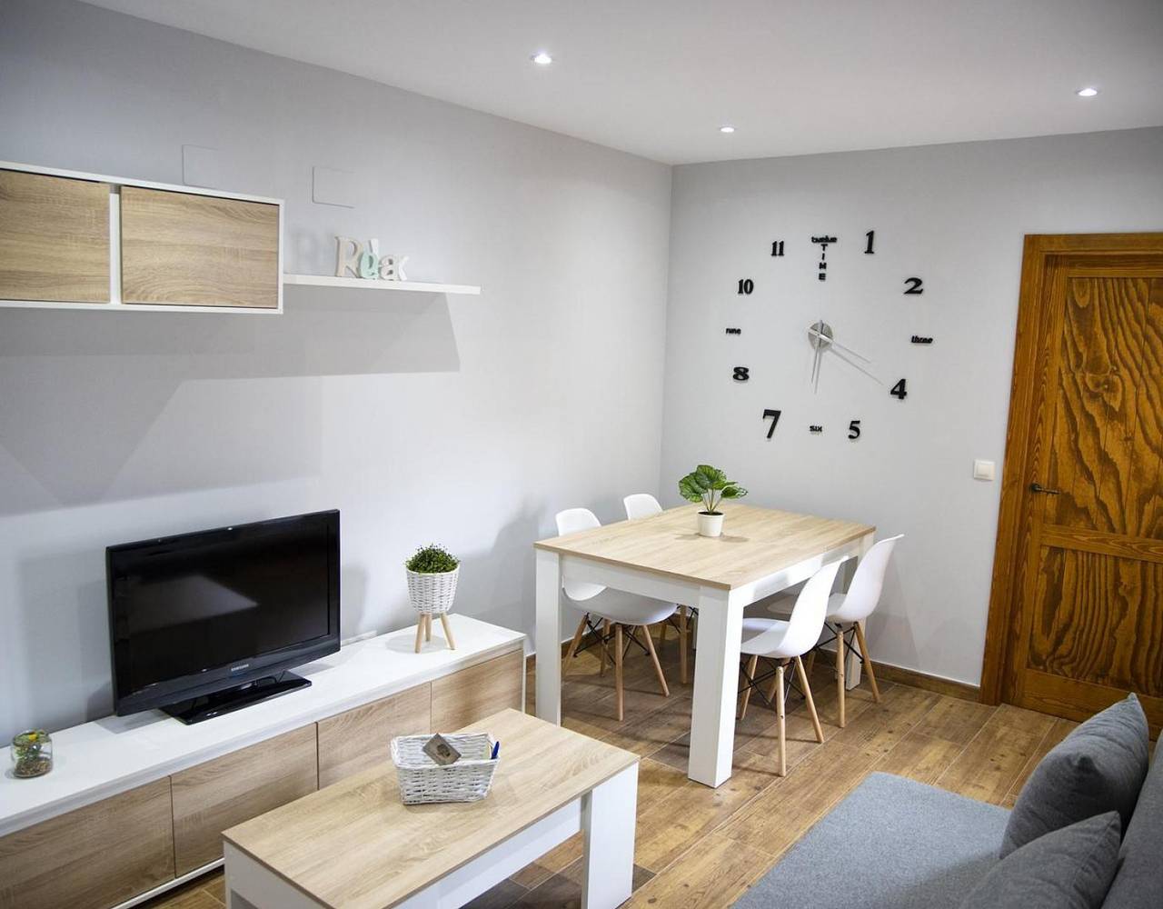Holiday home for 6 people with garden in Sanchidrián, Ávila Region