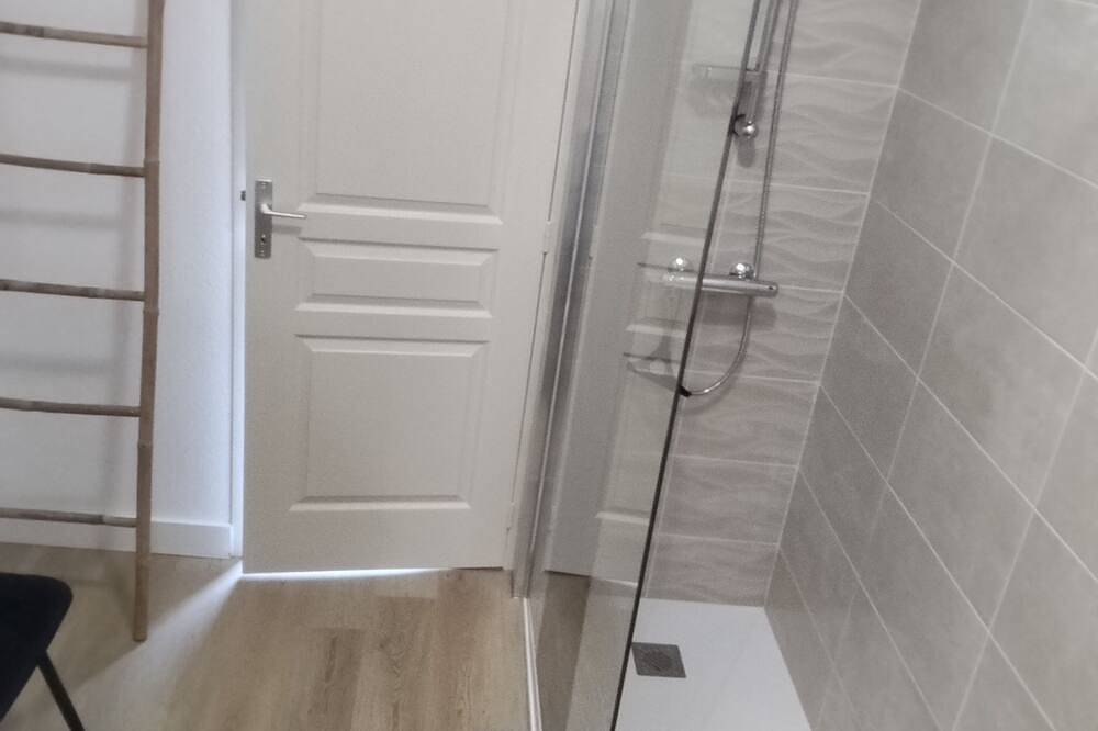 Apartamento entero, Cosy apartment for curists or tourists (sleeps 2 to 6) in Saujon, Côte de Beauté