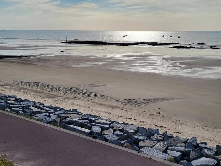 Location de vacances pour 6 personnes, avec vue et jardin, adapté aux familles à Pirou - 2