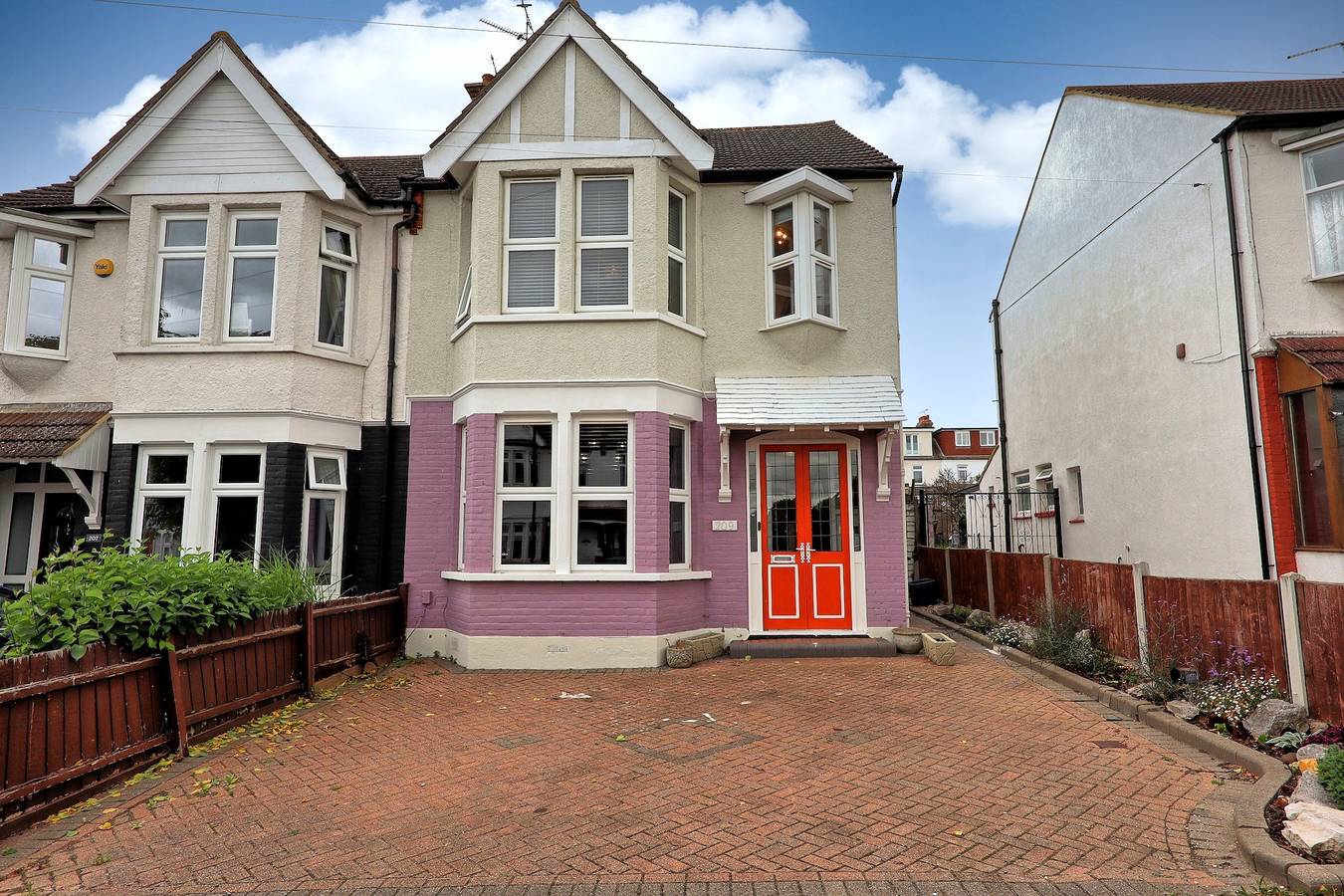 Spacious 4-Bedroom Home Near Station & Seafront - Pass the Keys in Southend-on-Sea, Este de Inglaterra