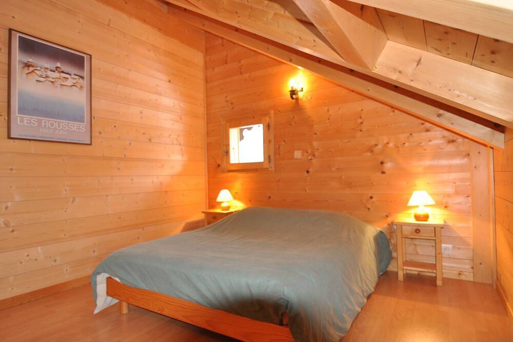 Cosy chalet, la Chapelle d'Abondance, Portes du soleil, France, sleeps 12,  in La Chapelle-d'Abondance, Les Portes du Soleil