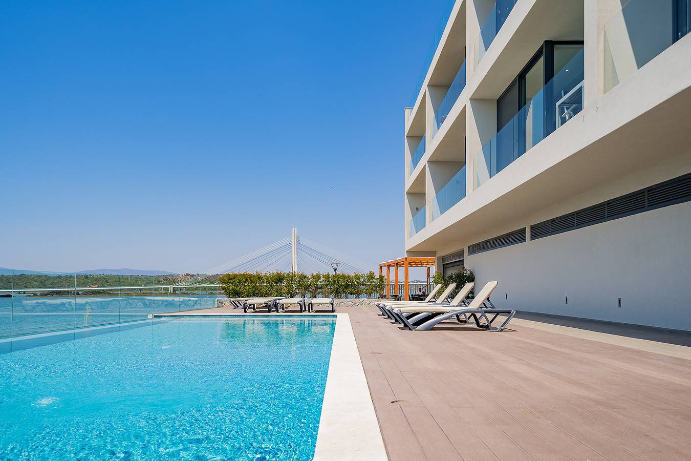 Ganze Wohnung, Portimão Ocean Breeze With Pool in Estômbar, Estômbar e Parchal