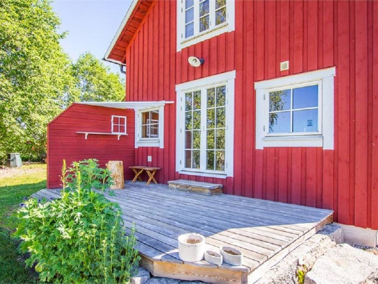 Hus för 4 Personer med trädgård in Värmland