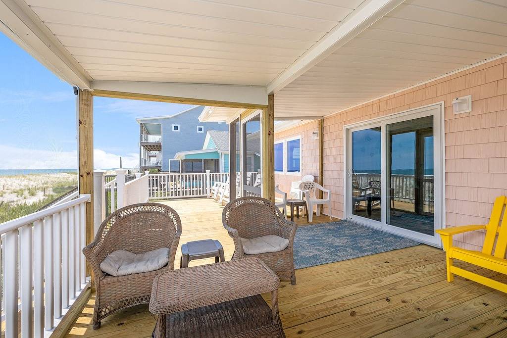 🌊🐟🌊🐟 Grosser Frühling Getaway An einem Oceanfront-Haus! 🌊🐟🌊🐟 in Oak Island (NC), Brunswick County