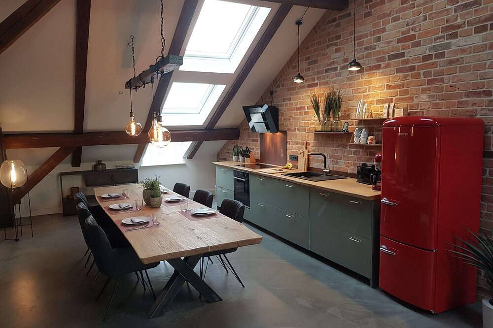 Ganze Wohnung, Penthouse am alten Zeughaus - Kamin, Wlan, Badewanne, Dusche, Balkon in Flensburg, Flensburger Förde