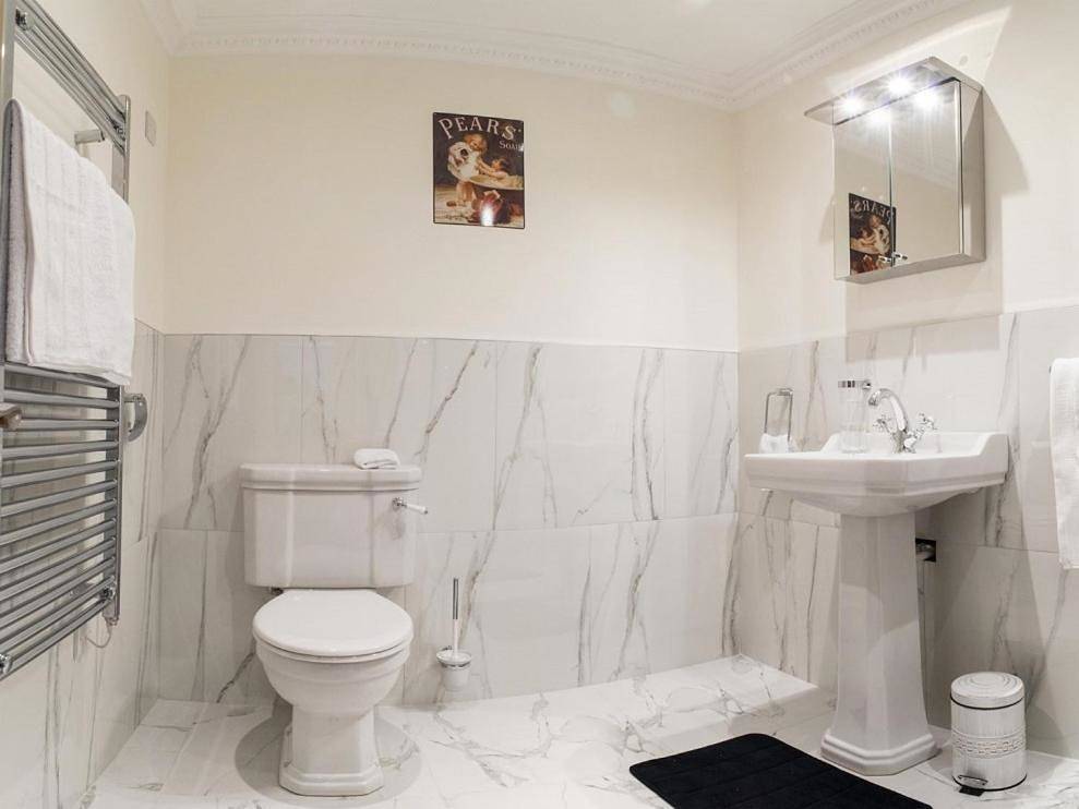 Entire apartment, The Post House in Kinsale, County Cork