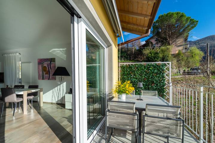 Gîte pour 4 personnes, avec vue sur le lac ainsi que balcon et vue, animaux acceptés dans Nesso - 4