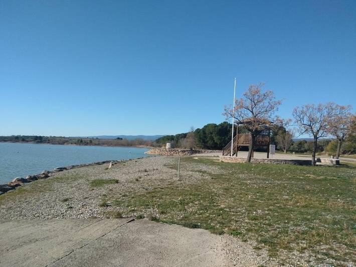 Location de vacances pour 4 personnes, avec jardin et vue ainsi que piscine et vue sur le lac, animaux acceptés à Olonzac - 4