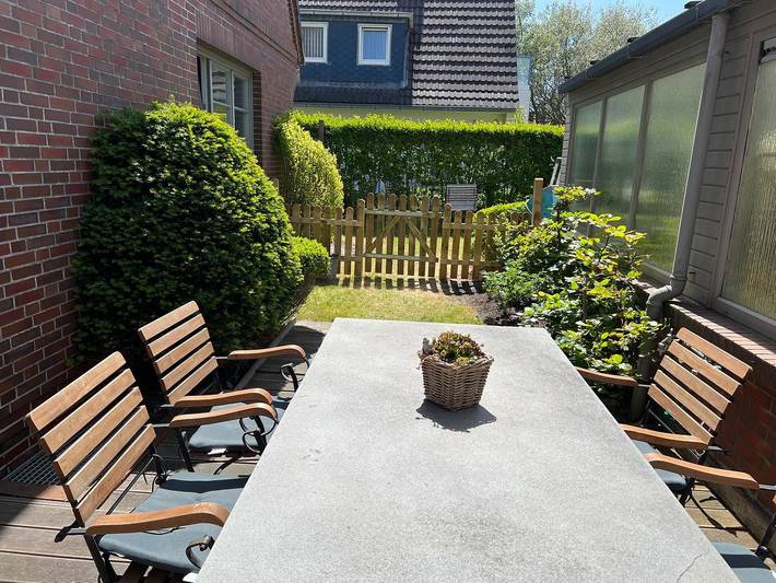 Ganze Wohnung, Modernisierte Ferienwohnung mit Terrasse in strandnaher Lage in Hörnum. in Nordfriesische Inseln (Schleswig-Holstein) (Schleswig-Holstein), Hörnum