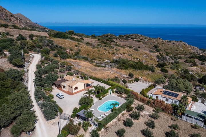 Location de vacances pour 6 personnes, avec vue et terrasse, animaux acceptés à Scopello - 3