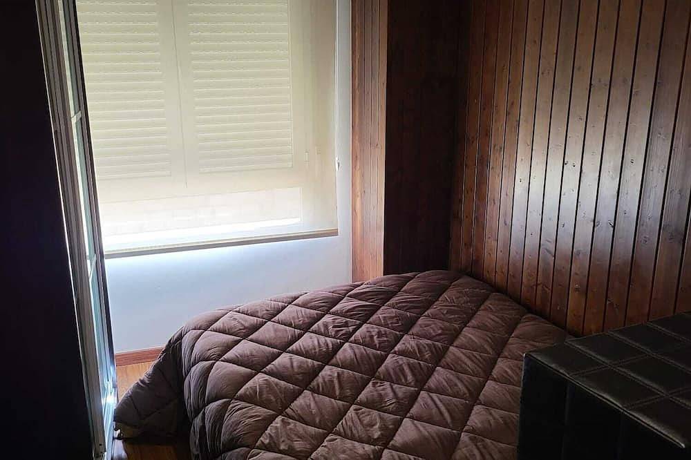 Entire apartment, Comfortable and central studio with all the comforts at the foot of the Sierra Nevada in La Zubia, Granada Province