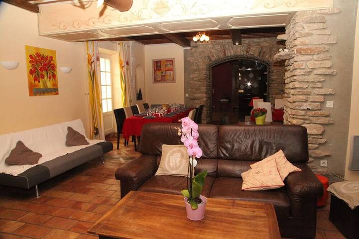 Gîte pour 27 personnes, avec jardin à Saint-Andiol - 2