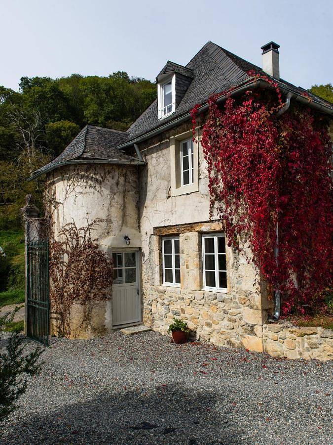 Location de vacances pour 6 personnes, avec vue et jardin, adapté aux familles à Moulis (Ariège) - 2