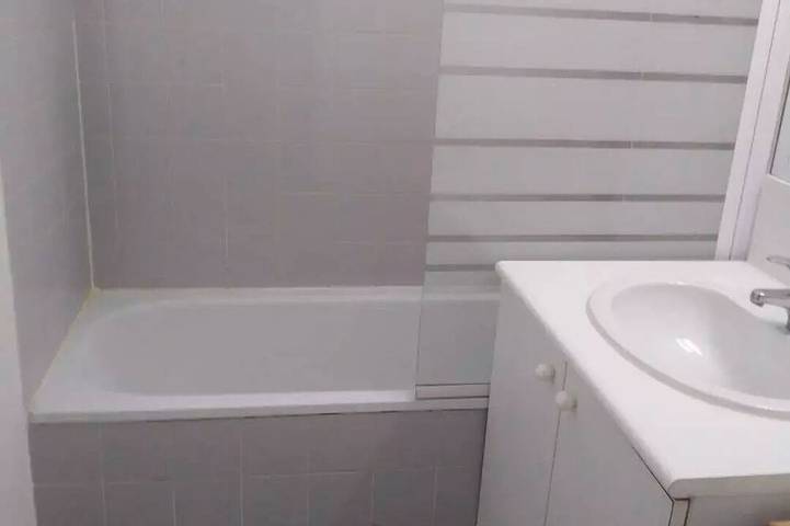 Gîte pour 4 personnes, avec Piscine dans Office De Tourisme De Saint Sorlin D Arves - 4