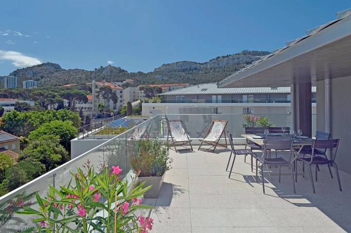 Gîte pour 5 personnes, avec vue et terrasse, animaux acceptés dans La Pointe-Rouge - 2