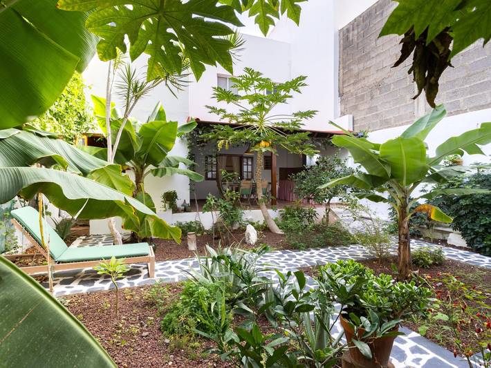 Apartamento para 8 personas, con Vistas al mar además de Balcón/Terraza y Jardín en Garachico