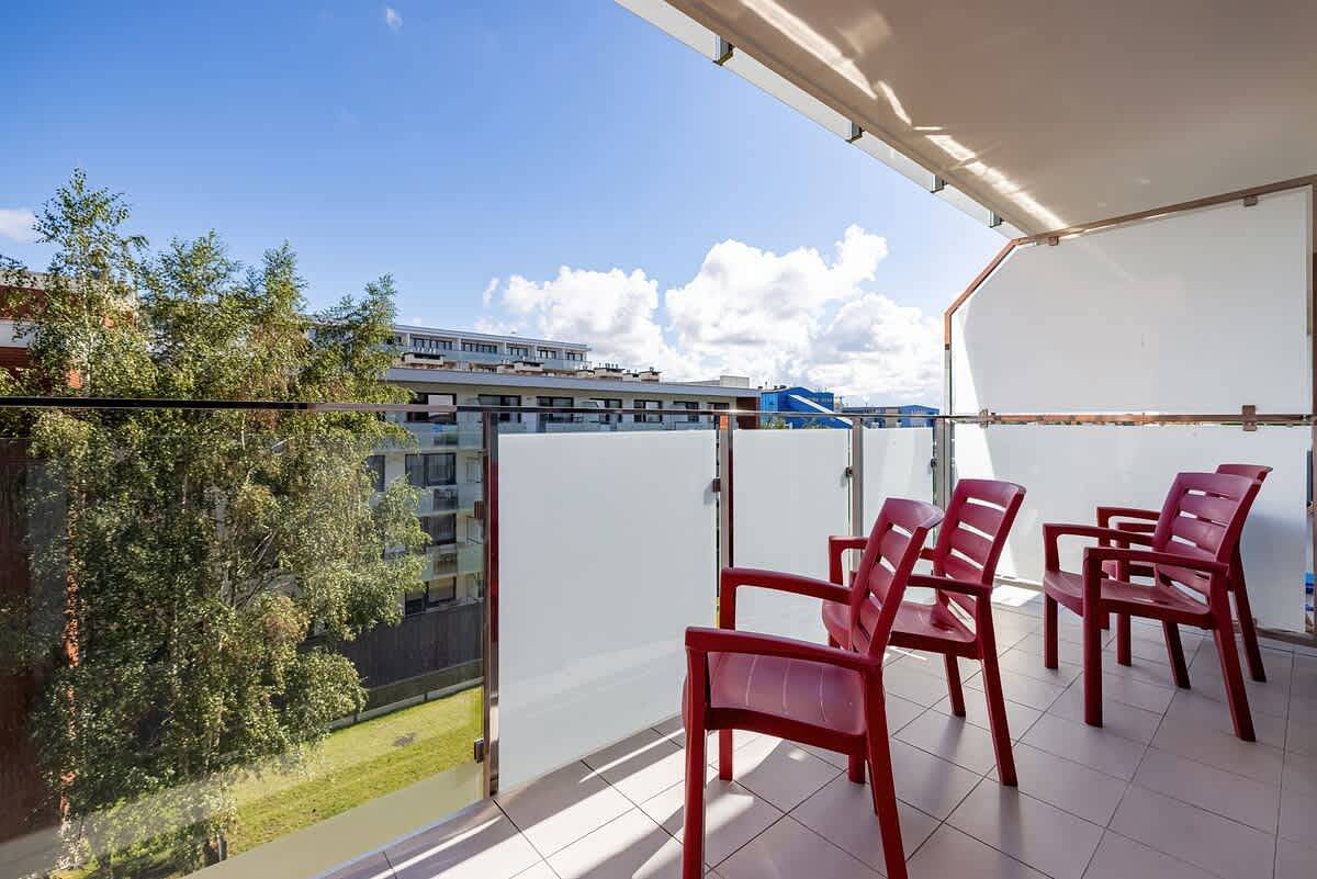 Geheel appartement, Seaside Apartment | 400 m to the Beach, Gym, Balcony in Kołobrzeg, Baltic Sea Pomerania