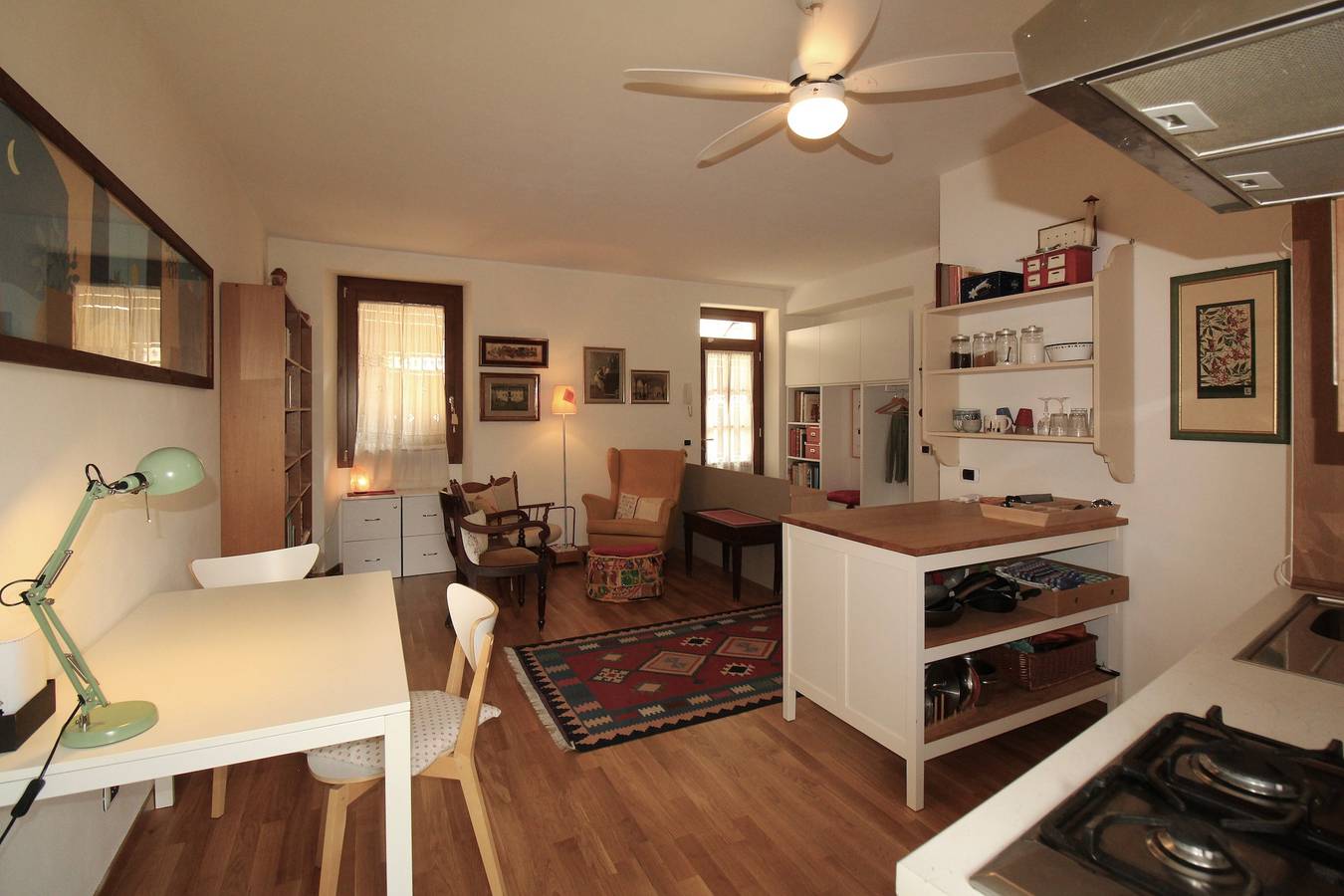 Ganze Wohnung, Ferienwohnung 'Bella' mit Bergblick und Wi-Fi in Polpenazze del Garda, Gardasee-Berge