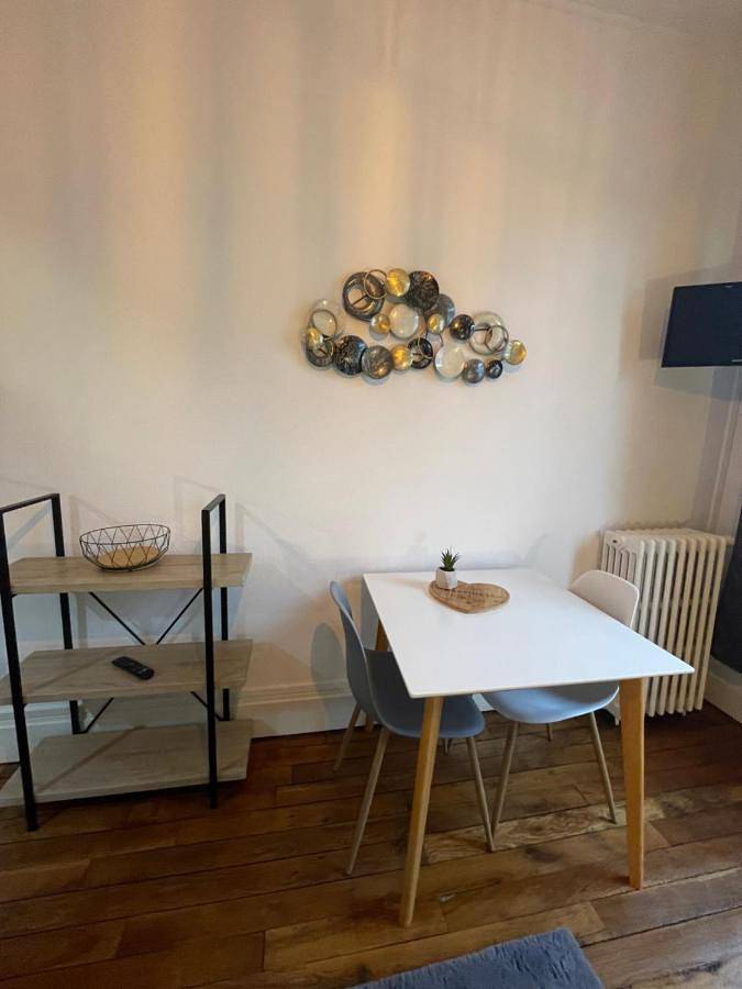 Gîte pour 2 personnes, avec balcon et vue dans Thermes Callou - 4