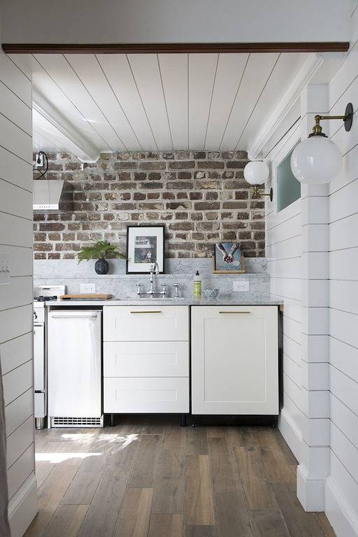 Vacation rental for 6 people, with pool and balcony as well as garden, with pets in Charleston