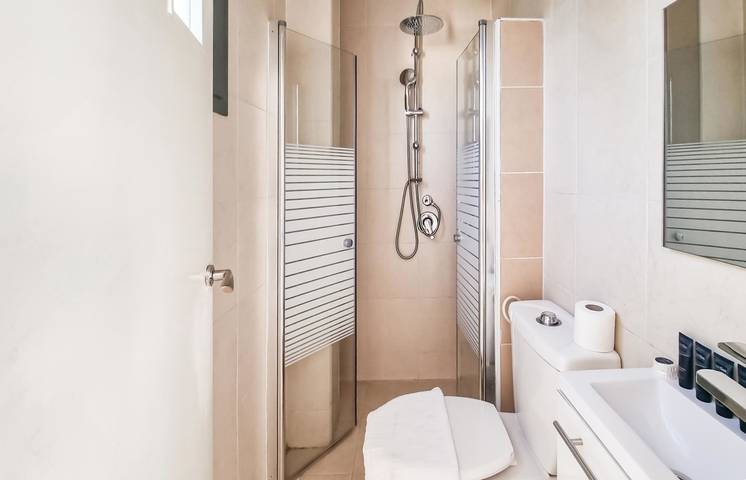 Apartamento entero, Ben Yehouda Obsidian in Tel Aviv, Distrito de Tel Aviv