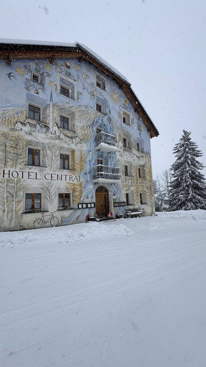 Hotel Central La Fainera Sa - Doppelzimmer Piz Dora in Valchava, Val Müstair