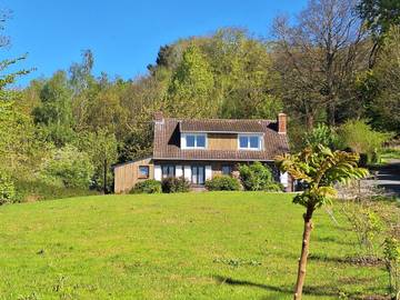 Gîte pour 6 personnes, avec vue ainsi que terrasse et jardin à Godewaersvelde