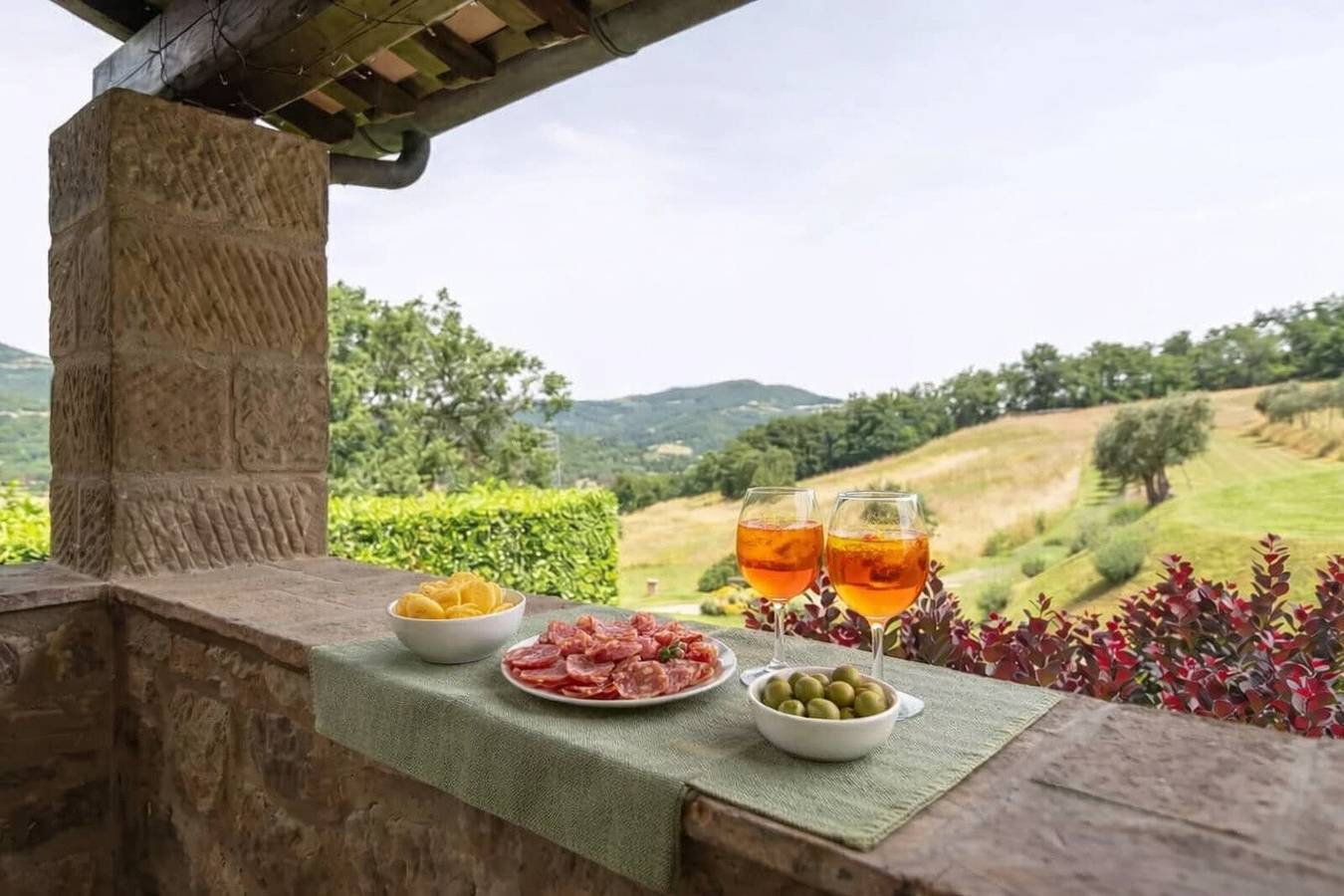 Apartamento "Pugnano Alto - Castagna" con piscina compartida y Wi-Fi in Lisciano Niccone, Valtiberina