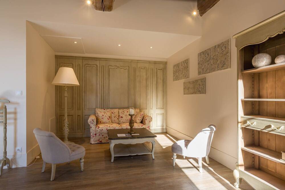 Geheel appartement, Le Cara Caliel  Beaune Center in Beaune, Beaune en omgeving