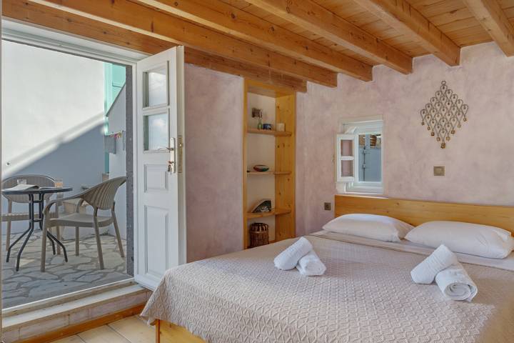 Room for 3 people, with pets - 1