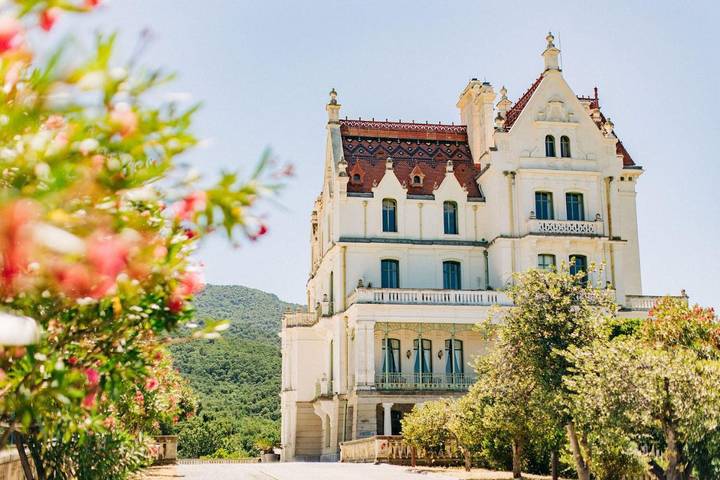 Chambre d’hôte pour 2 personnes, avec jacuzzi ainsi que jardin et piscine