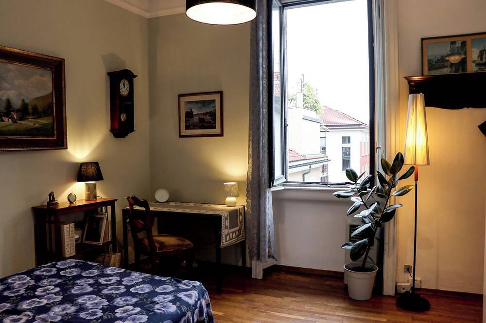 \"Experience Classic Italian Charm at Lili's Bnb in superb Milan\" in Milán, Provincia de Milan