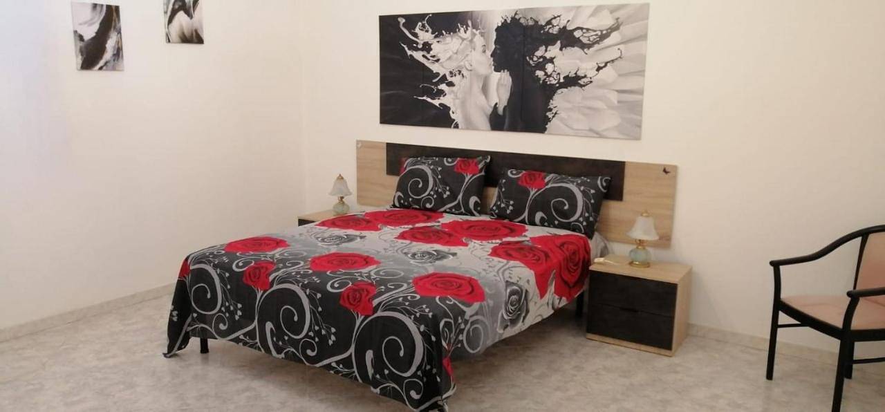 Two-Bedroom House in Cannole, Provincia di Lecce