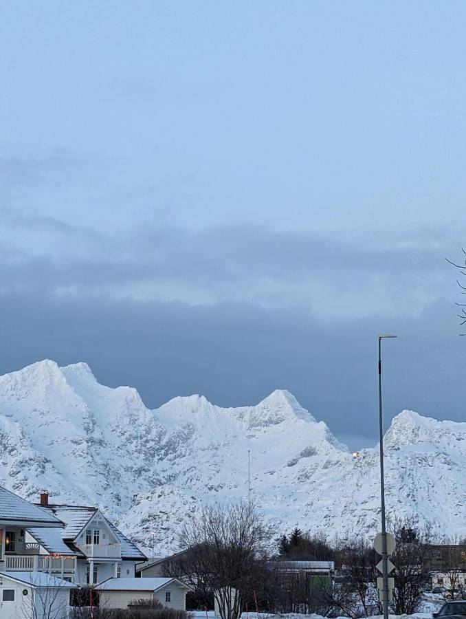 Gîte pour 4 personnes, avec jardin et terrasse à Leknes - 3