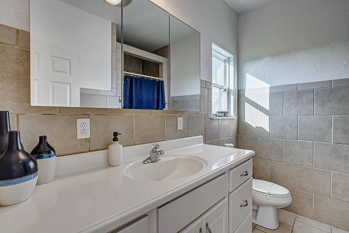 Vacation rental for 9 people, with terrace and yard in Bolivar Peninsula