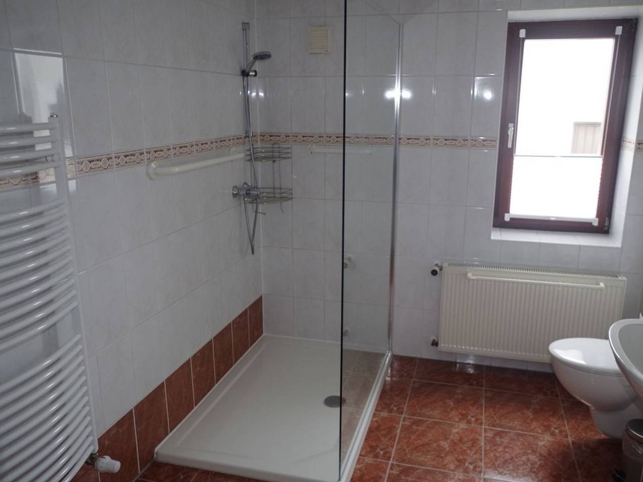 Ganze Ferienwohnung, Feriengästehaus Das Anwesen am See - Ferienwohnung Gartentraum in Feldberger Seenlandschaft, Mecklenburg-Strelitz