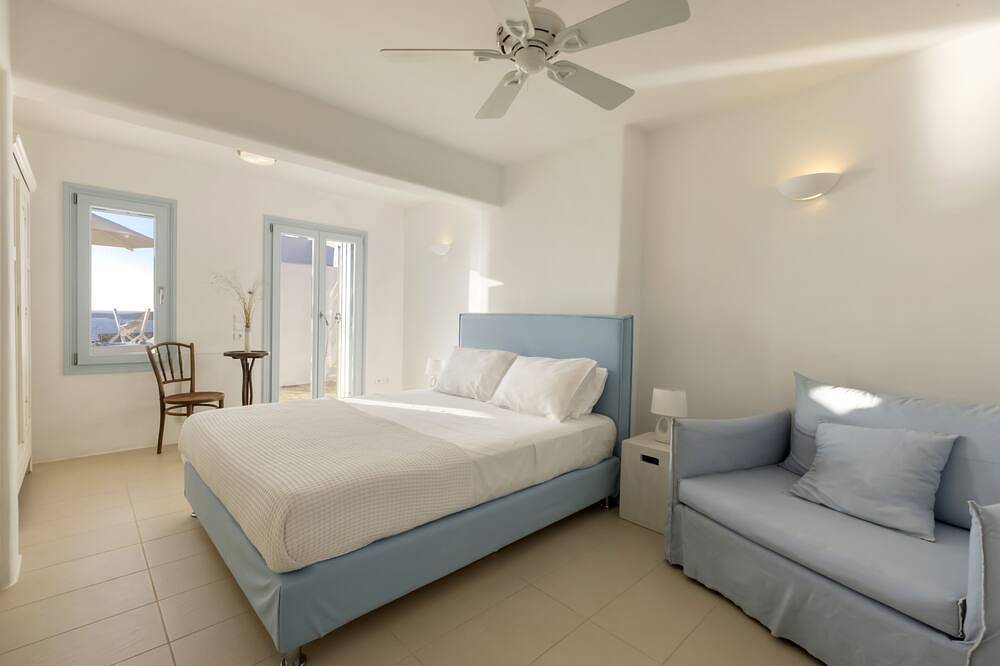 Private pool, Breathtaking Panoramic View to the Sea & Sunset in Paros
