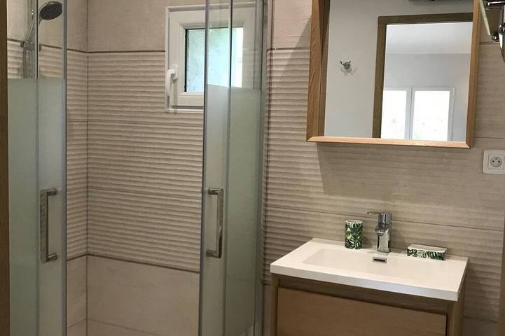 Gîte pour 5 personnes, avec piscine et jardin à Sarrians - 4