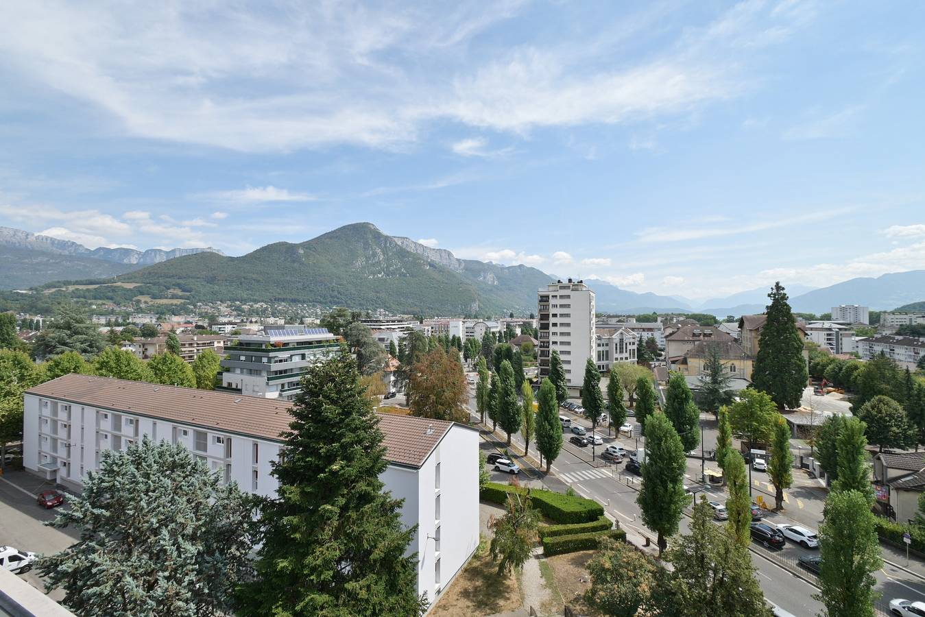 Ganze Wohnung, Großzügiges T4-Apartment mit Seeblick & Bergen – 8 Pers., Wlan, zentrale Lage in Annecy, Annecy (Gemeinde)