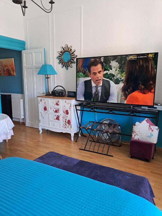 Gîte pour 2 personnes, avec balcon et vue, animaux acceptés dans Thermes Henry Chatel Guyon - 4