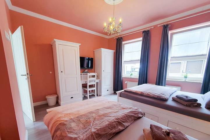 Ferienhaus für 8 Personen, mit Terrasse in Bornheim - 3